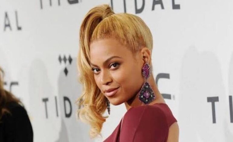 Beyoncé: sa fille Blue Ivy a bien grandi, la ressemblance physique avec Rihanna choque les internautes